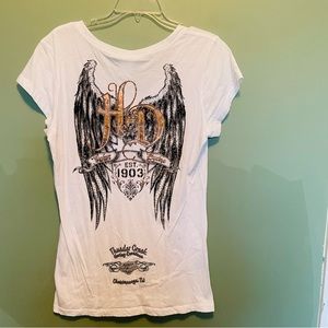 Ladies Harley Davidson T-shirt, size large